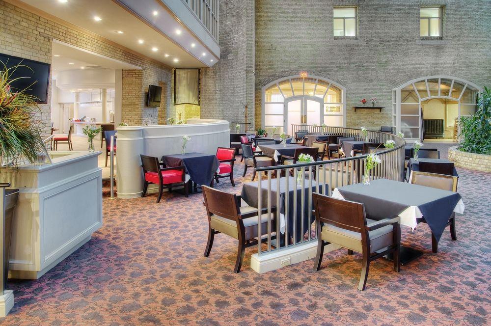 Delta Hotels By Marriott London Armouries Екстер'єр фото