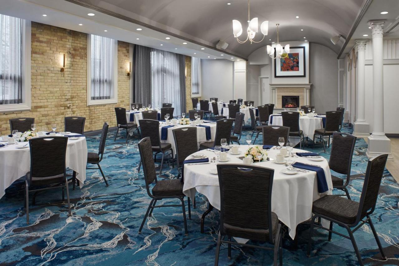 Delta Hotels By Marriott London Armouries Екстер'єр фото