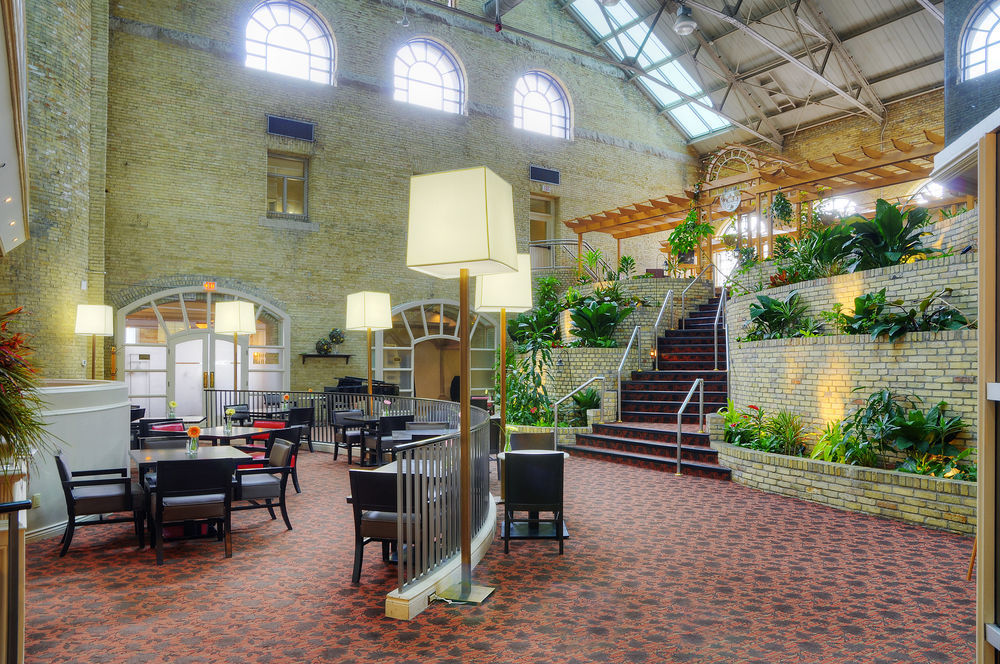 Delta Hotels By Marriott London Armouries Екстер'єр фото